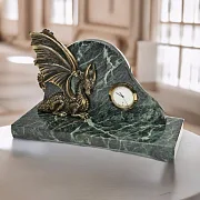 Часы «Дракон» с барельефом — фотография 1