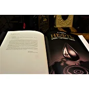 Нефть. Вчера, сегодня, завтра — книга в коже — фотография 4