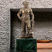 Бронзовая статуэтка «Шахтёр с отбойным молотком» на подставке — фотография 1