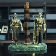 Бронзовая композиция «Юбилейный» — фотография 1