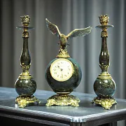Настольные часы «Каминный» с двумя подсвечниками — фотография 1